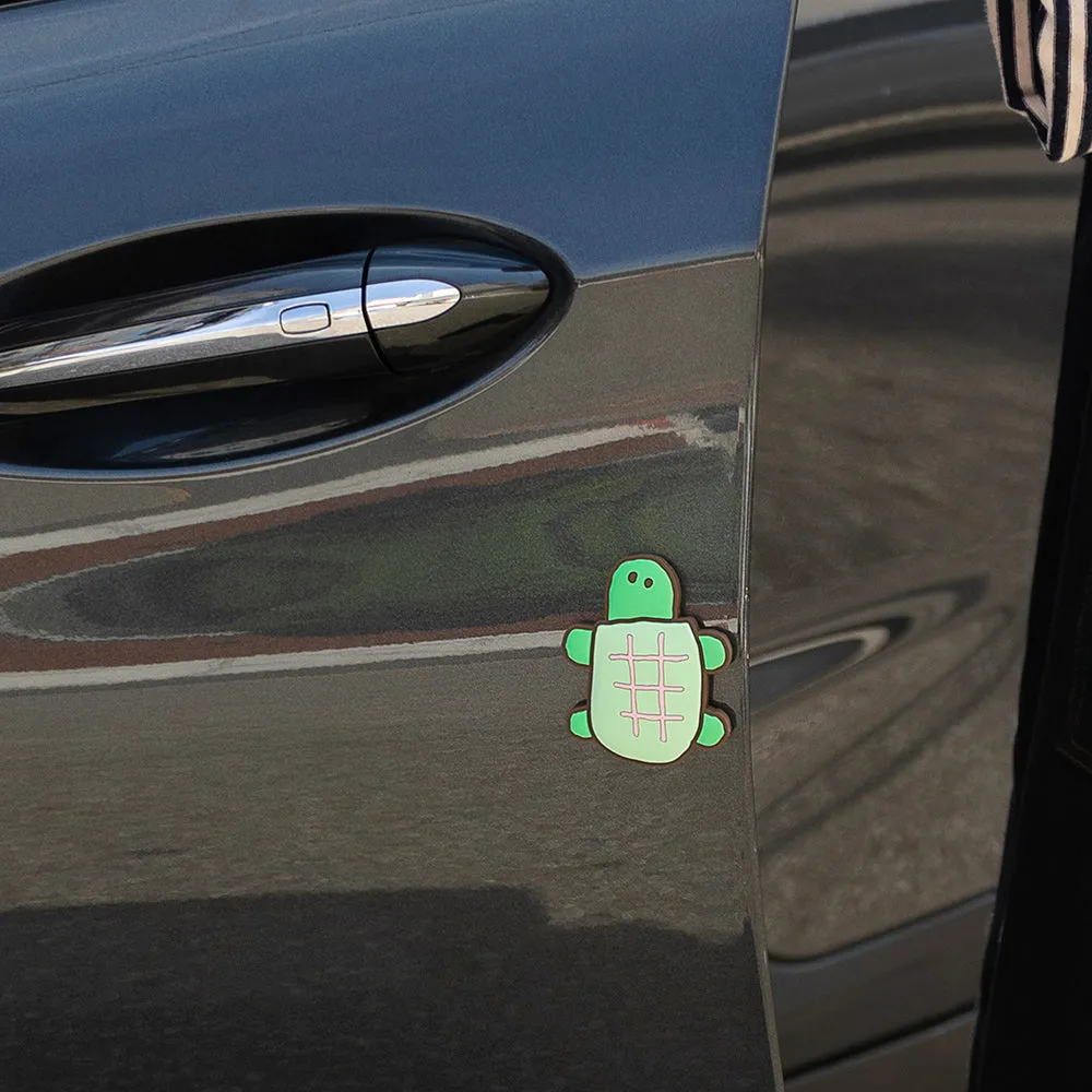 4 Pieces Cute Characters Door Guard Bumper Stickers Vehicle decals Pop