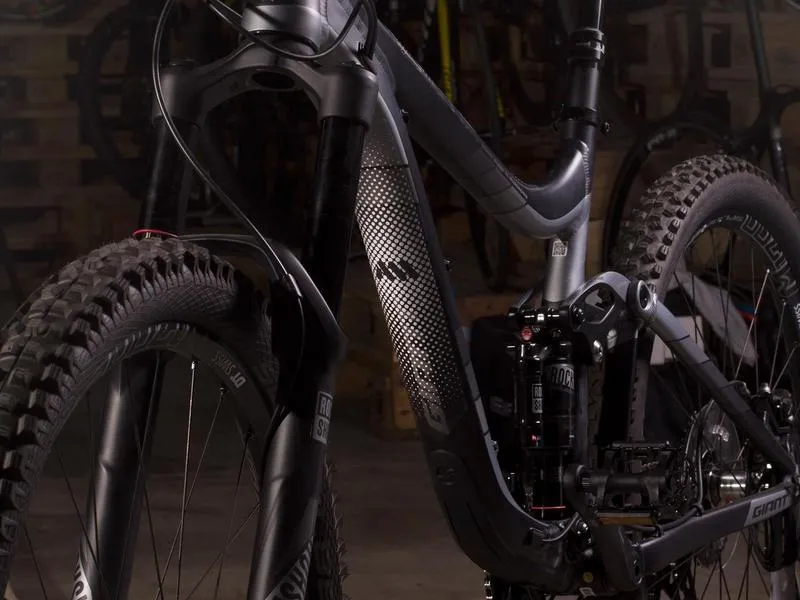 All Mountain Style - White Drops Frame Guard