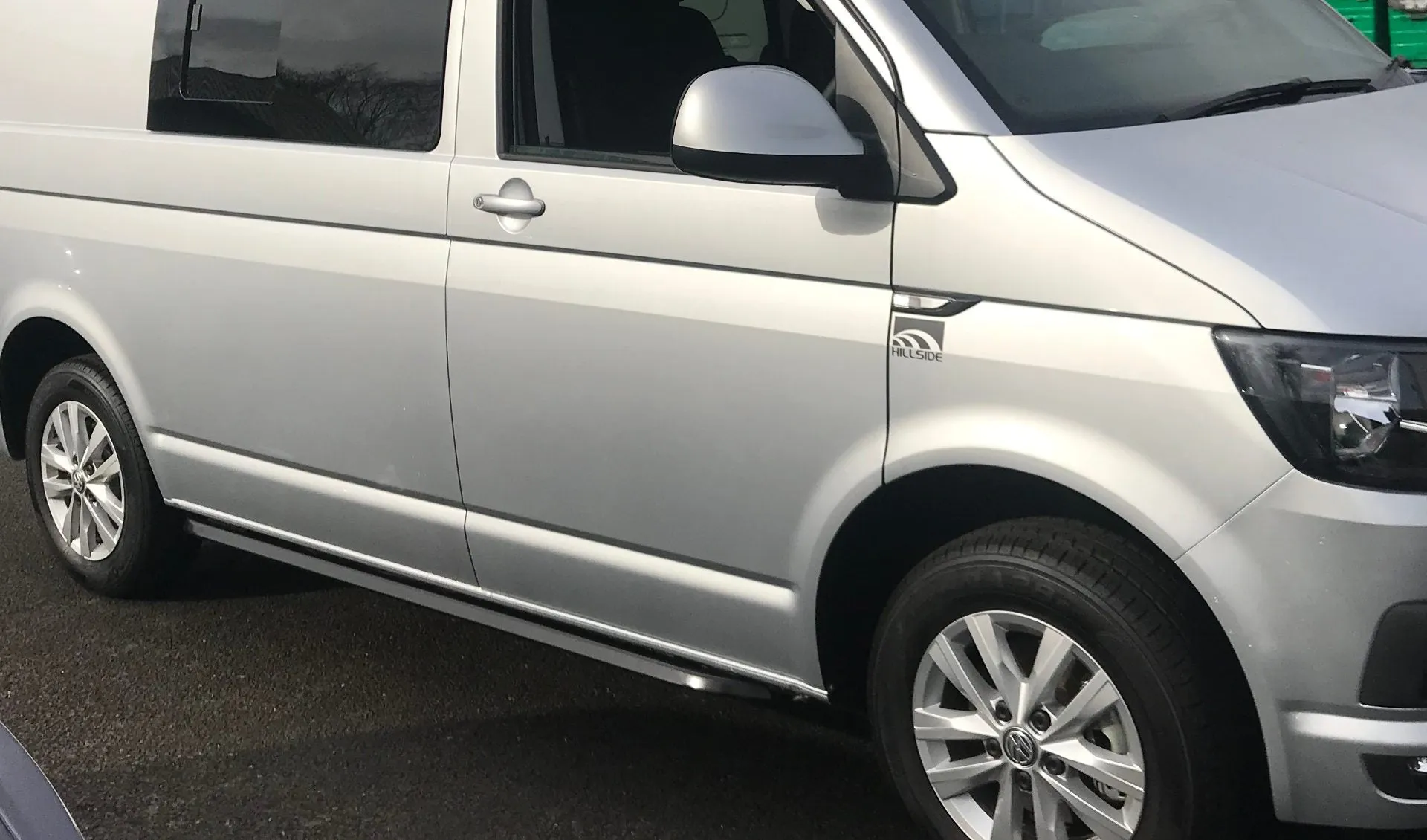 Black Angular OE Style Side Bars for Volkswagen Transporter T5 SWB